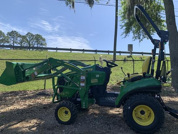 Image of John Deere 1023E equipment image 1