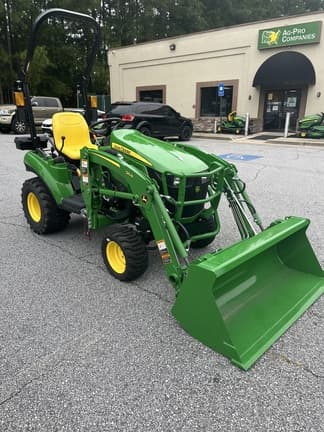 Image of John Deere 1023E equipment image 2