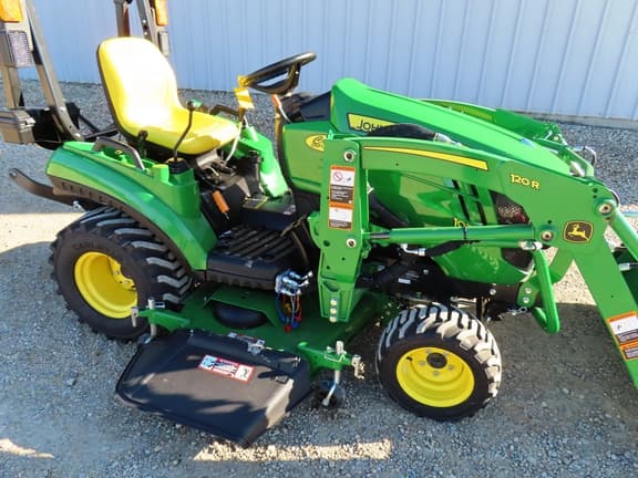 Image of John Deere 1023E equipment image 2