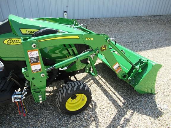 Image of John Deere 1023E equipment image 4