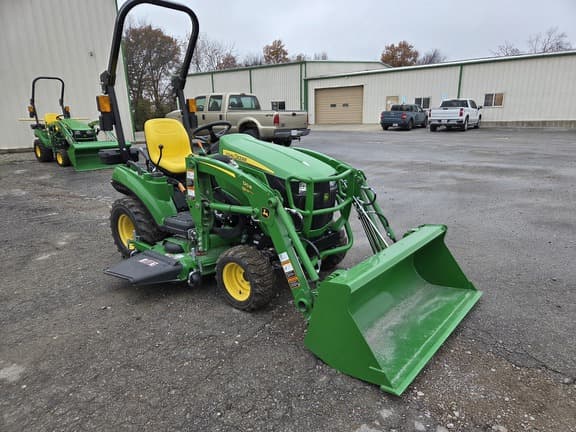 Image of John Deere 1023E equipment image 1