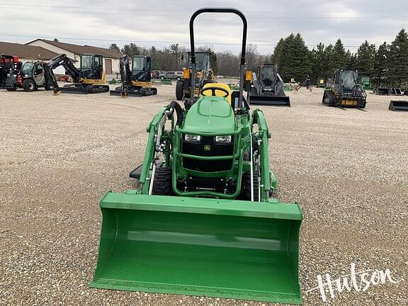 Image of John Deere 1023E equipment image 2