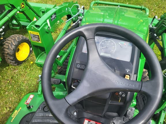 Image of John Deere 1023E equipment image 1