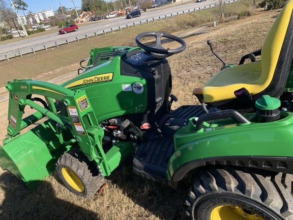 Image of John Deere 1023E equipment image 1