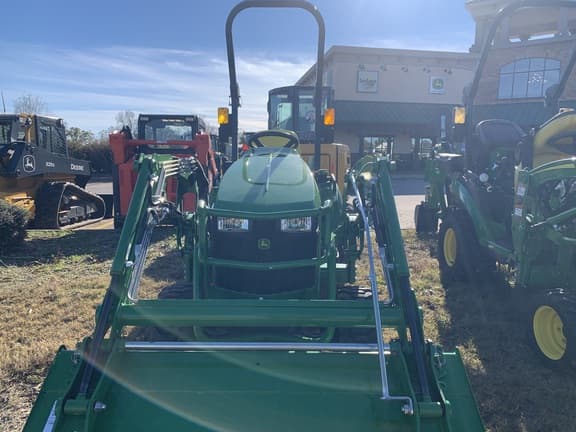 Image of John Deere 1023E equipment image 2