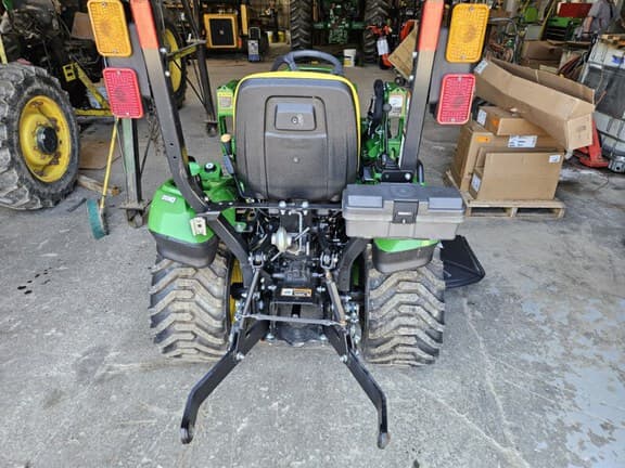 Image of John Deere 1023E equipment image 2