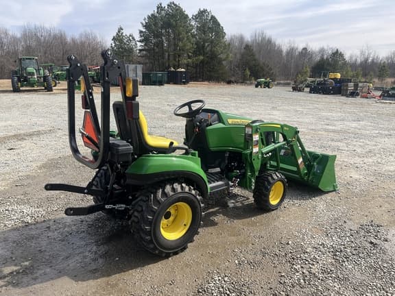 Image of John Deere 1023E equipment image 2