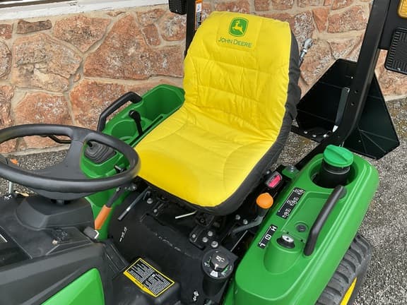 Image of John Deere 1023E equipment image 1