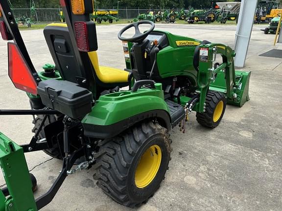 Image of John Deere 1023E equipment image 2