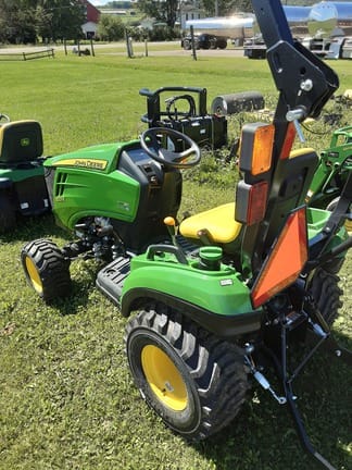 2024 John Deere 1023E Equipment Image0