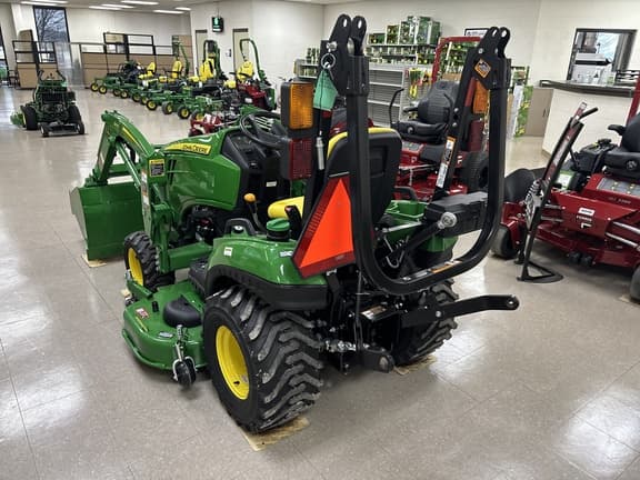 Image of John Deere 1023E equipment image 2