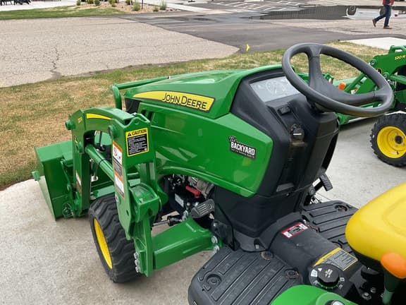 Image of John Deere 1023E equipment image 2