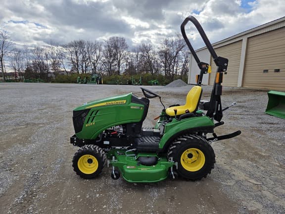Image of John Deere 1023E equipment image 1