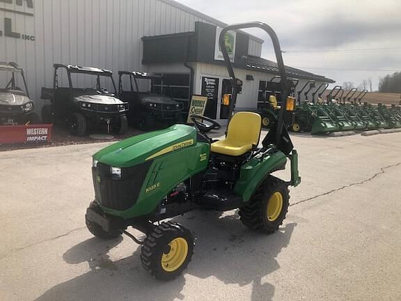 Image of John Deere 1023E equipment image 1