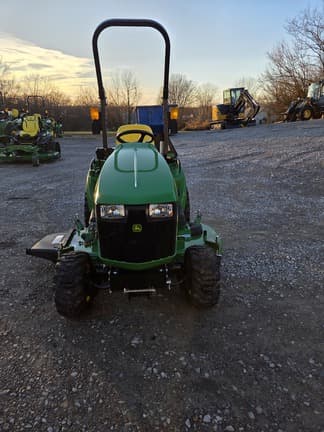 Image of John Deere 1023E equipment image 1