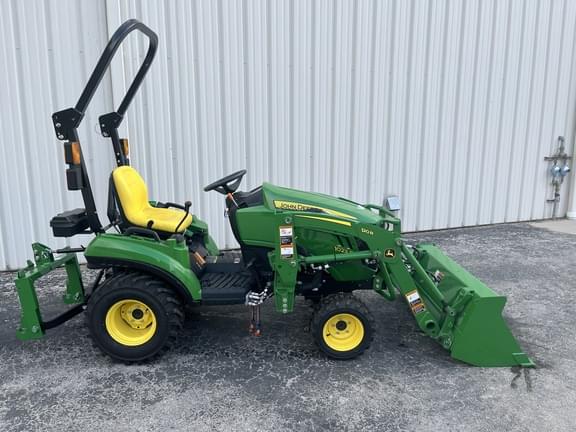 Image of John Deere 1023E Image 0