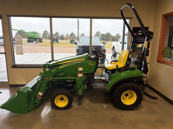 Image of John Deere 1023E Image 0