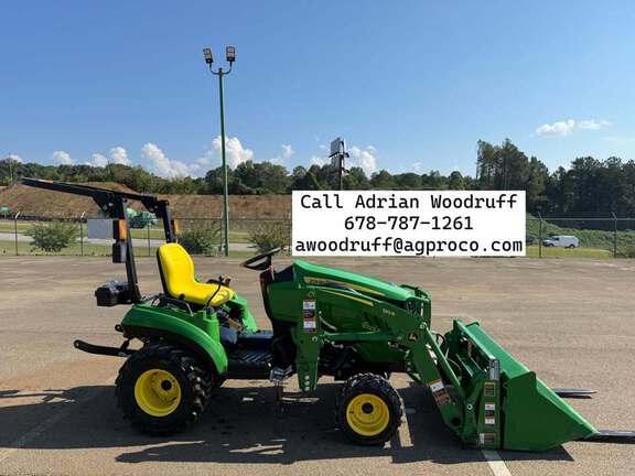 Image of John Deere 1023E equipment image 1
