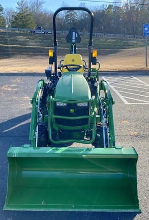Image of John Deere 1025R equipment image 2