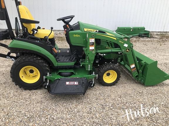 Image of John Deere 1025R equipment image 3