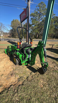 Image of John Deere 1025R equipment image 3