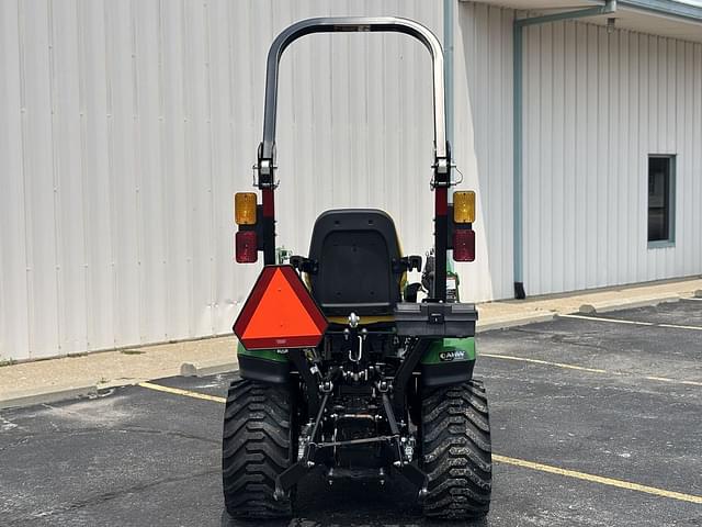Image of John Deere 1025R equipment image 4