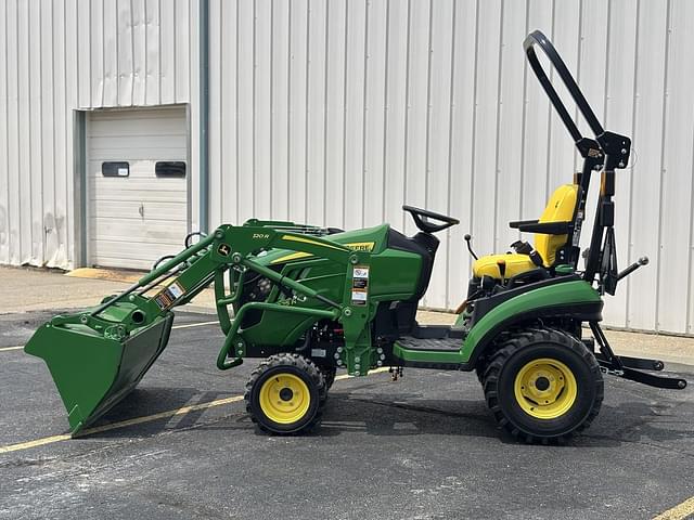 Image of John Deere 1025R equipment image 1