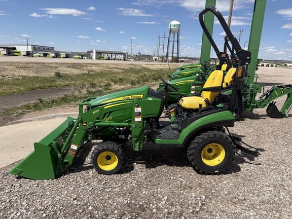 Image of John Deere 1025R equipment image 4
