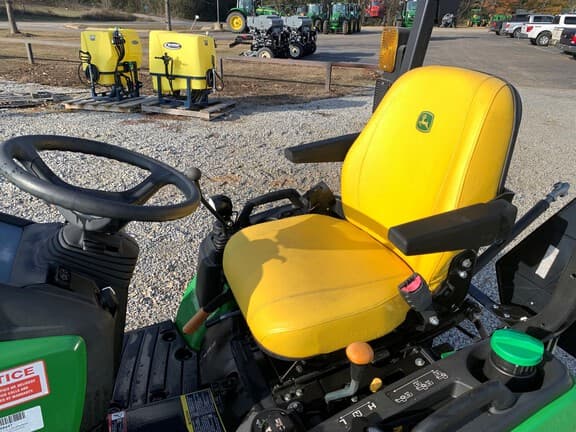 Image of John Deere 1025R equipment image 2
