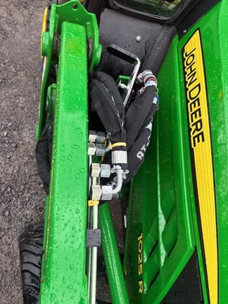 Image of John Deere 1025R equipment image 1