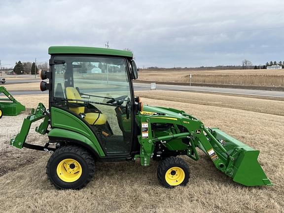 Image of John Deere 1025R equipment image 1