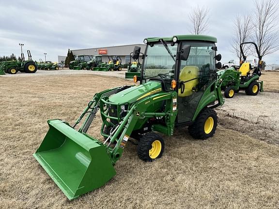 Image of John Deere 1025R equipment image 2