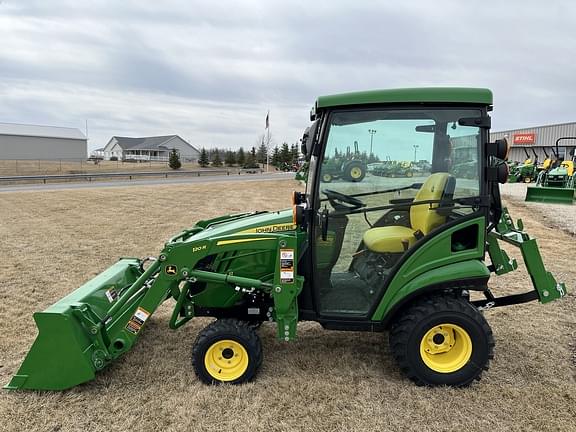 Image of John Deere 1025R equipment image 3