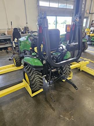 Image of John Deere 1025R equipment image 2