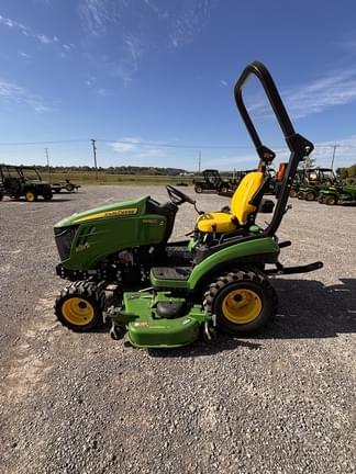 Image of John Deere 1025R equipment image 2