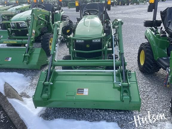 Image of John Deere 1025R equipment image 2