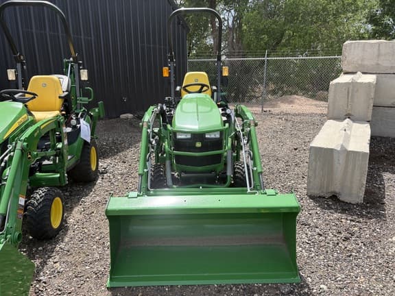 Image of John Deere 1025R equipment image 1