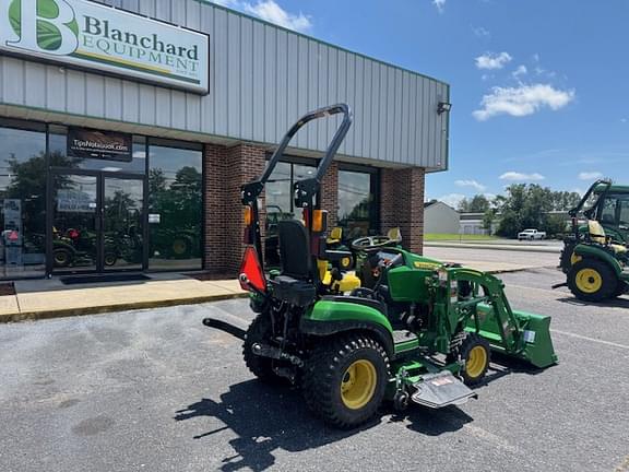 Image of John Deere 1025R equipment image 3