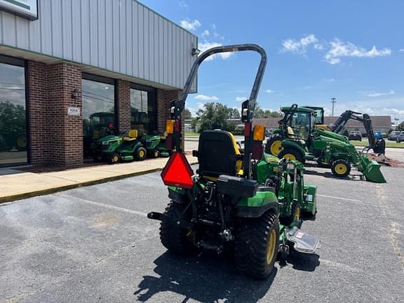 Image of John Deere 1025R equipment image 4