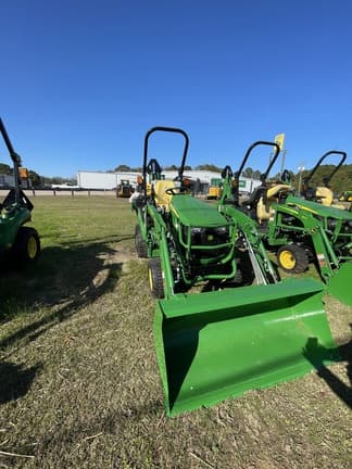 Image of John Deere 1025R equipment image 2