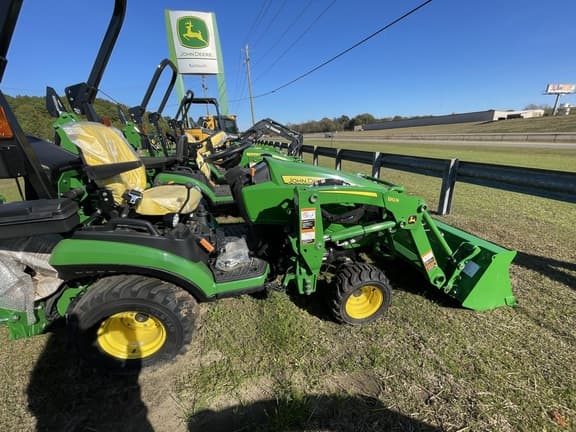 Image of John Deere 1025R equipment image 1