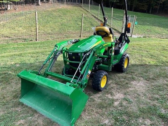 2024 John Deere 1025R Equipment Image0
