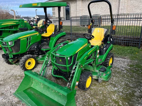 Image of John Deere 1025R equipment image 1