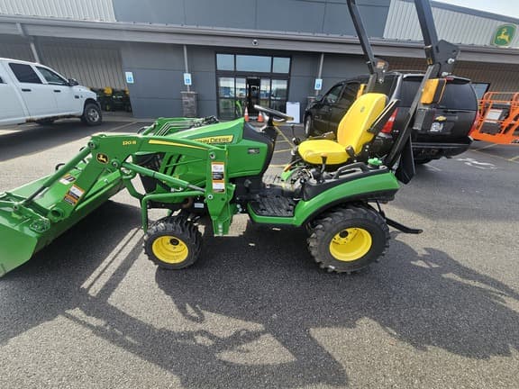 Image of John Deere 1025R equipment image 2
