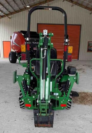 Image of John Deere 1025R equipment image 4
