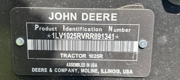 Image of John Deere 1025R equipment image 3