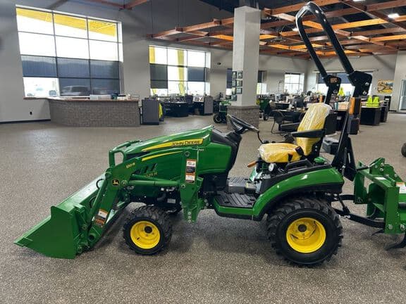 Image of John Deere 1025R equipment image 1