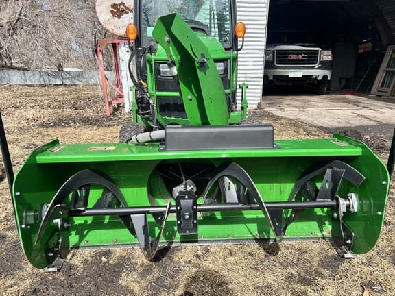 Image of John Deere 1025R equipment image 2