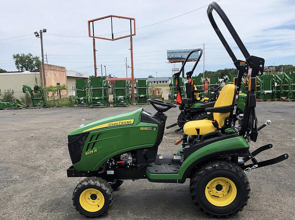 Image of John Deere 1025R Primary image