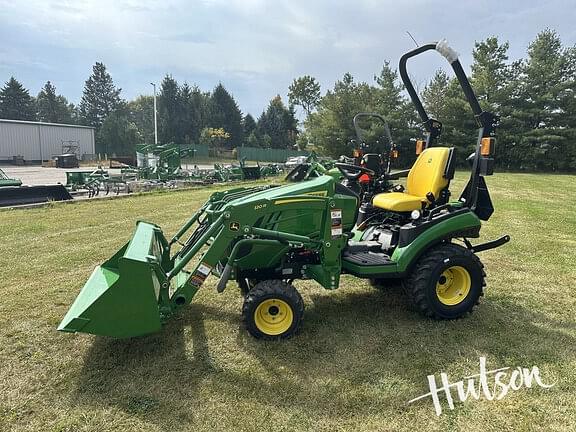 Image of John Deere 1025R equipment image 3